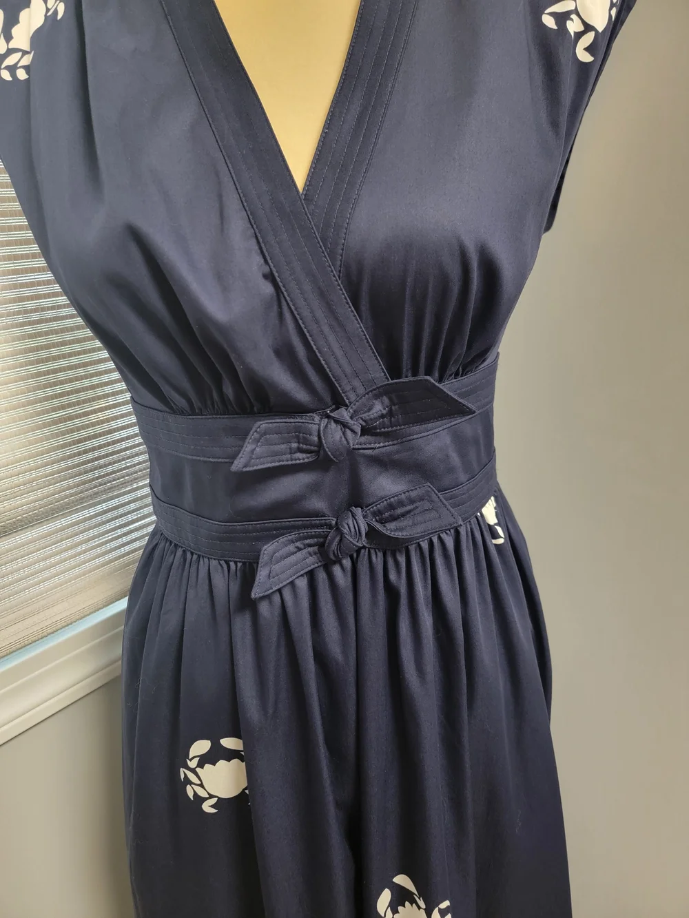 Kate Spade NY Snappy Poplin Crab Print Dress Womens Sz 0 Navy Blue Nautical Midi